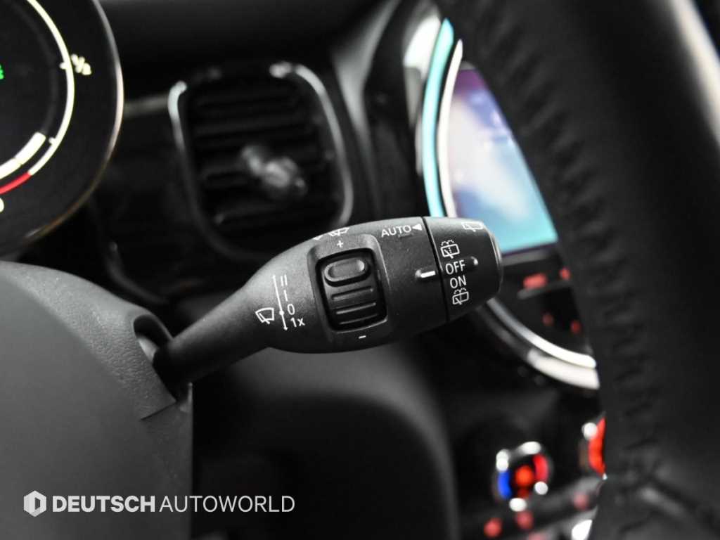 Mini Cooper — photo 16