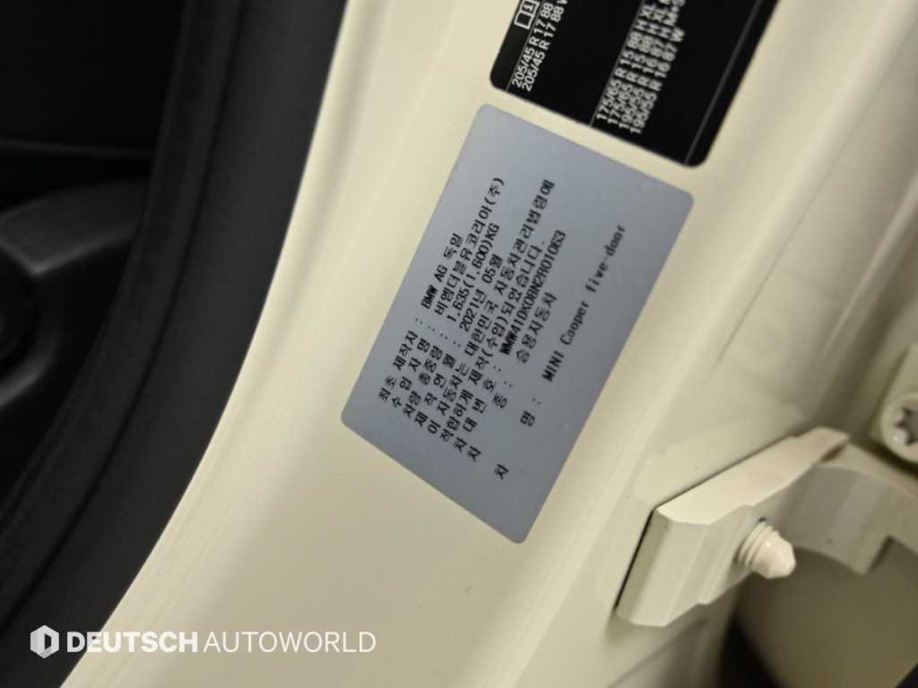 Mini Cooper — photo 20