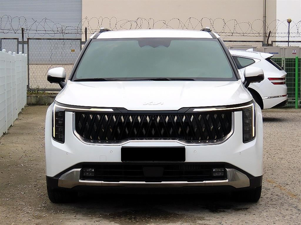 Kia Carnival — photo 01