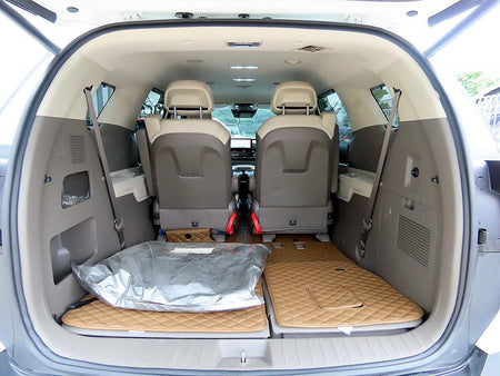 Kia Carnival — photo 16