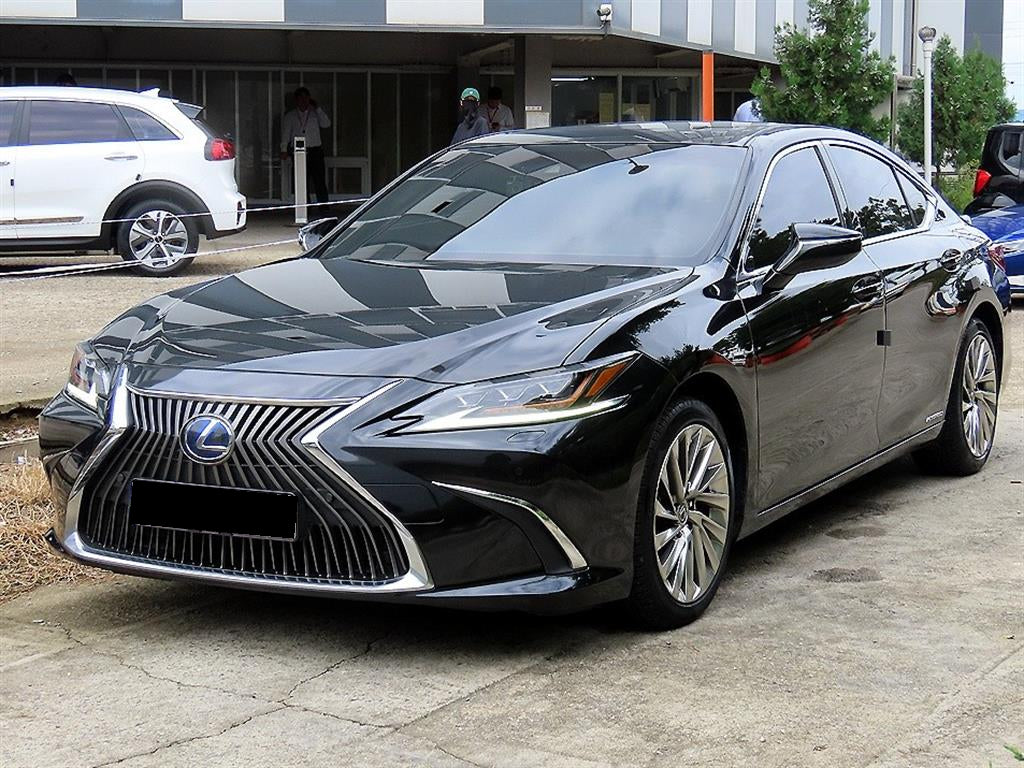 Lexus ES — photo 02