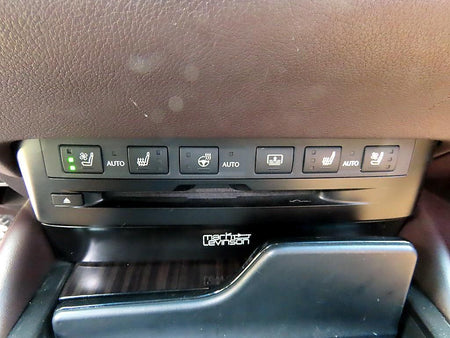 Lexus ES — photo 14