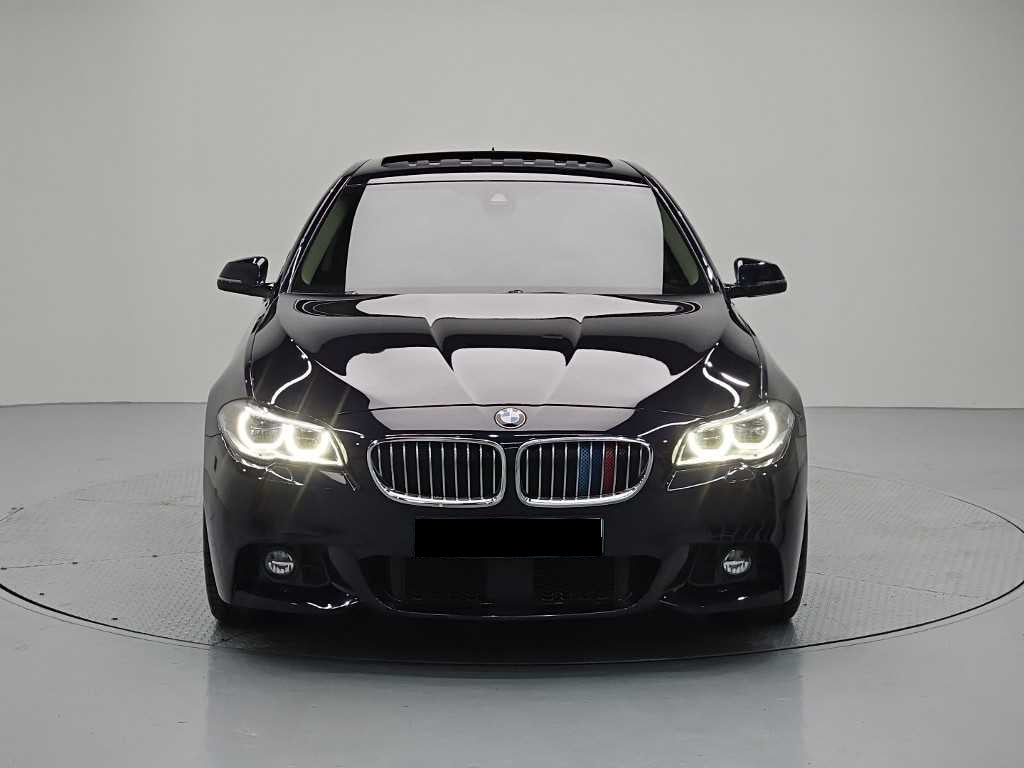 BMW 5-Series — photo 02