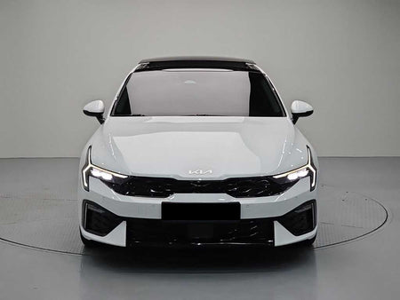 Kia K5 — photo 02