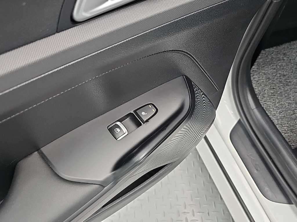 Kia K5 — photo 13