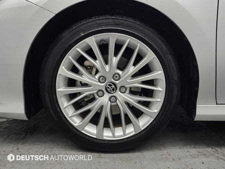 Toyota Camry — photo 05