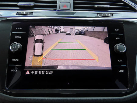 Volkswagen Tiguan — photo 15