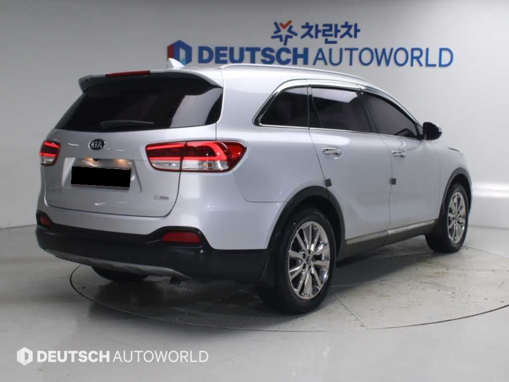 Kia Sorento — photo 02