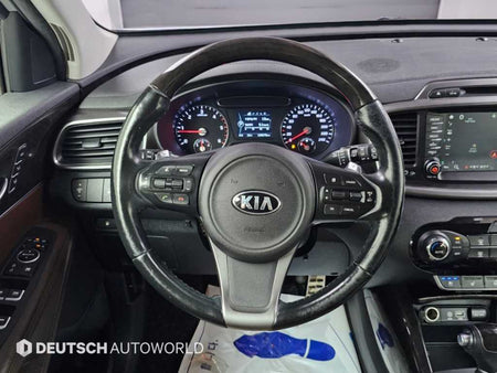 Kia Sorento — photo 13