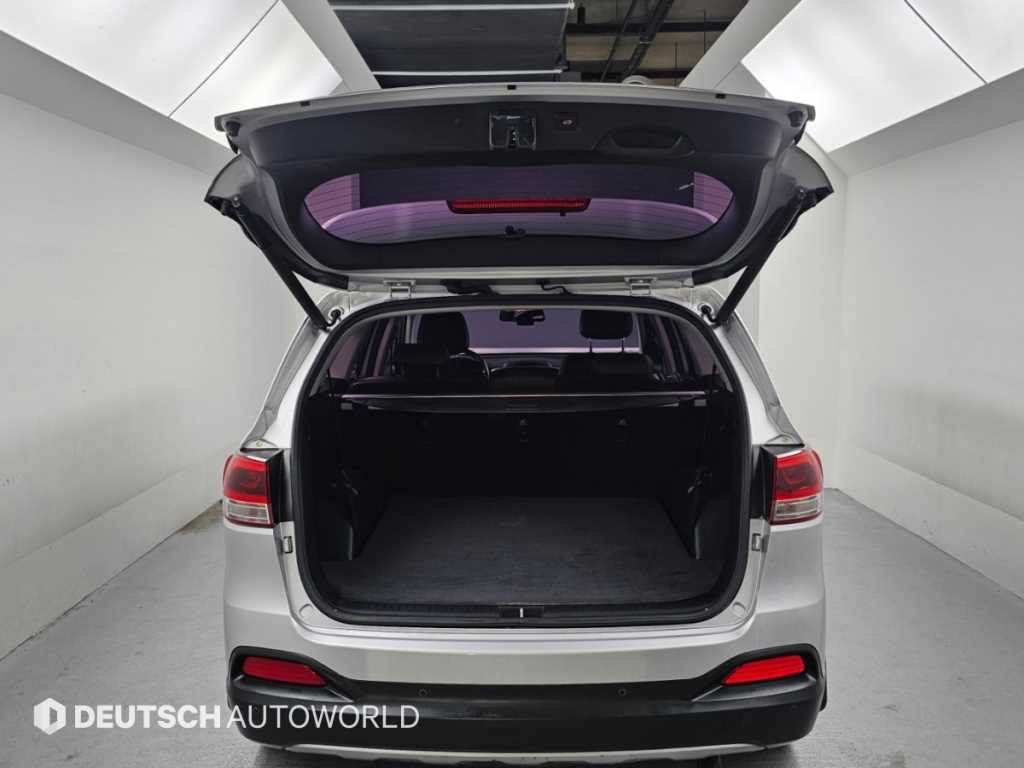 Kia Sorento — photo 19