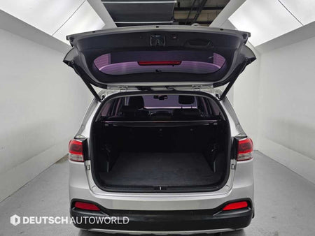 Kia Sorento — photo 19