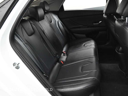 Hyundai AVANTE — photo 12