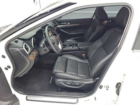 Nissan Maxima — photo 11