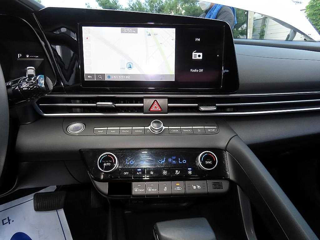 Hyundai AVANTE — photo 13