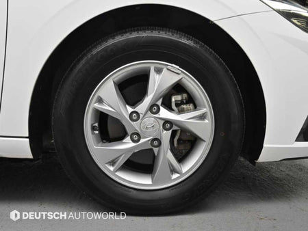 Hyundai AVANTE — photo 05
