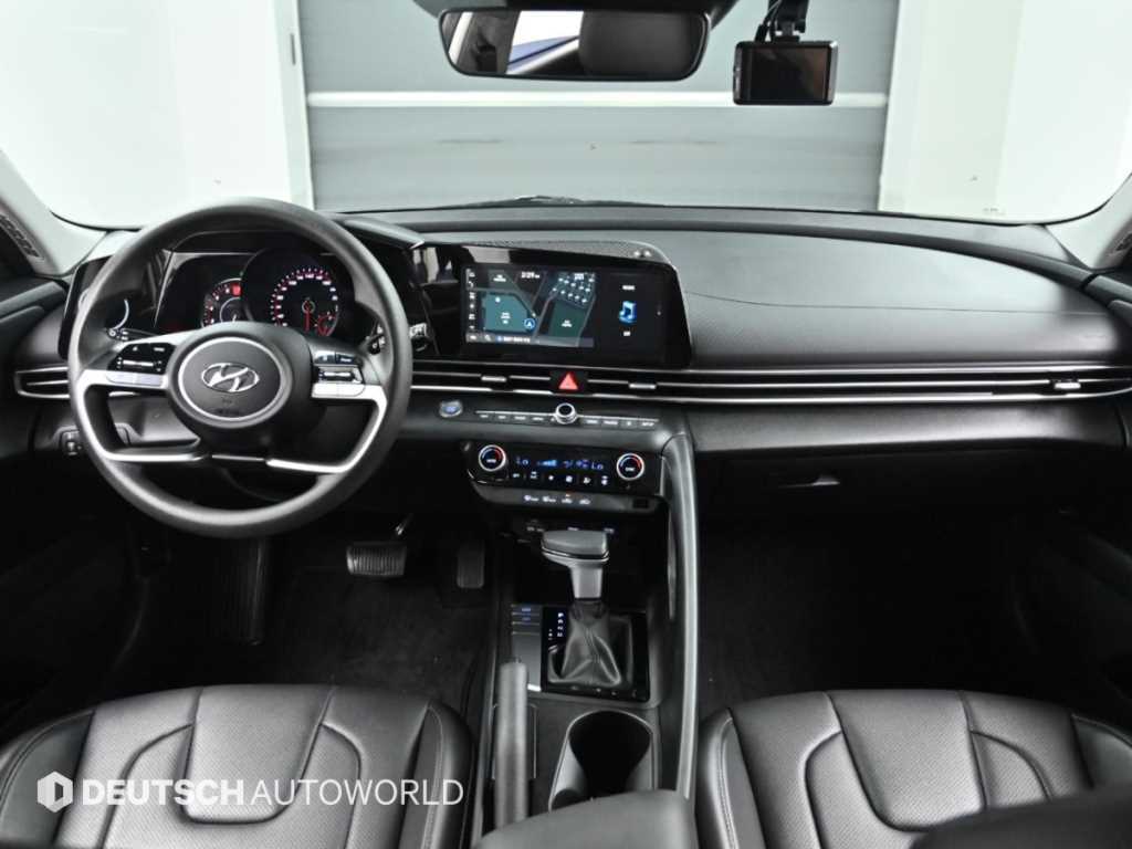 Hyundai AVANTE — photo 07