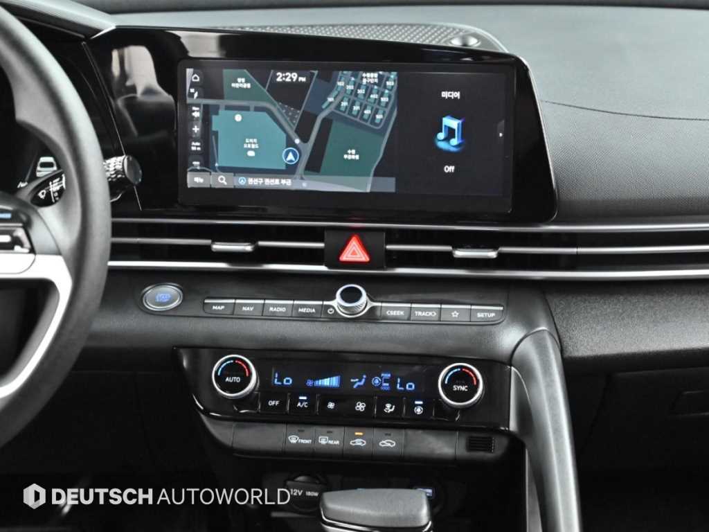 Hyundai AVANTE — photo 14