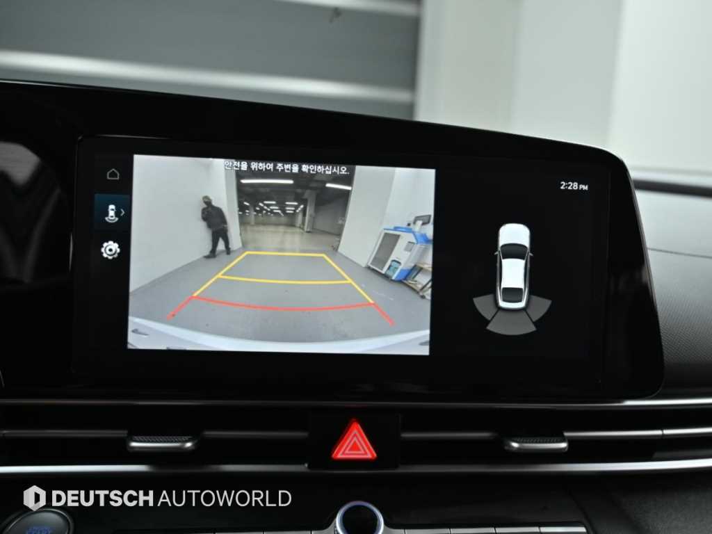 Hyundai AVANTE — photo 15