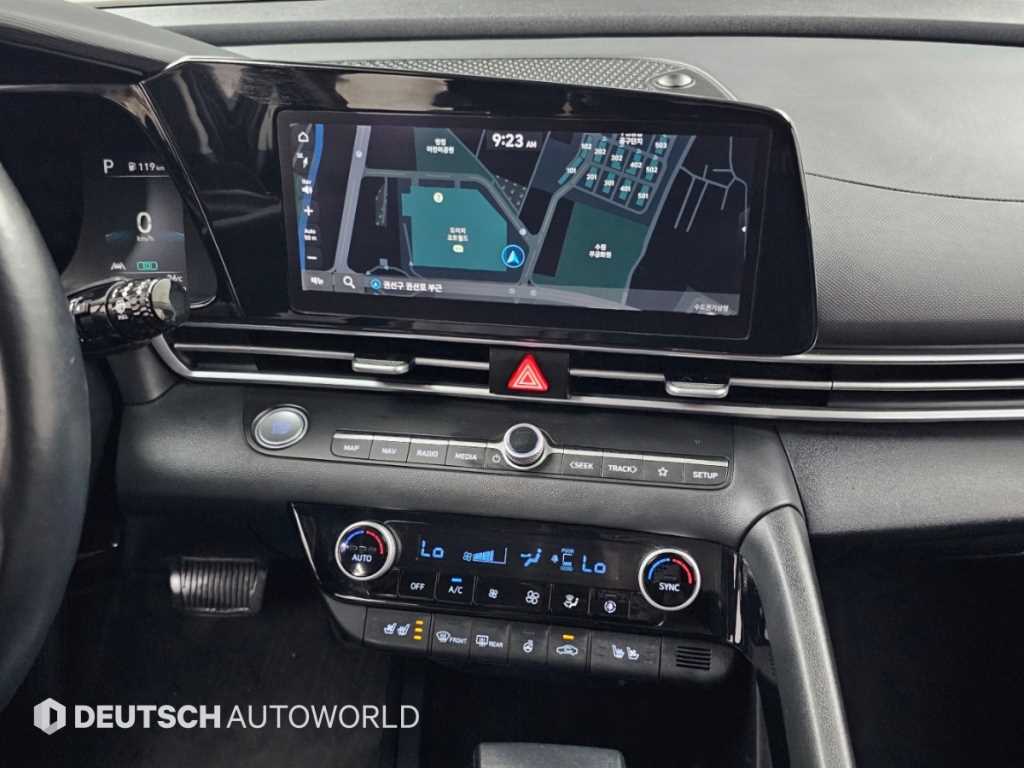 Hyundai AVANTE — photo 14