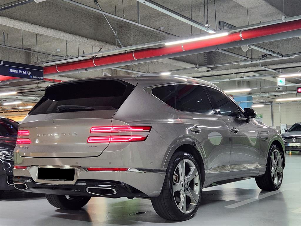 Genesis GV80 — photo 06