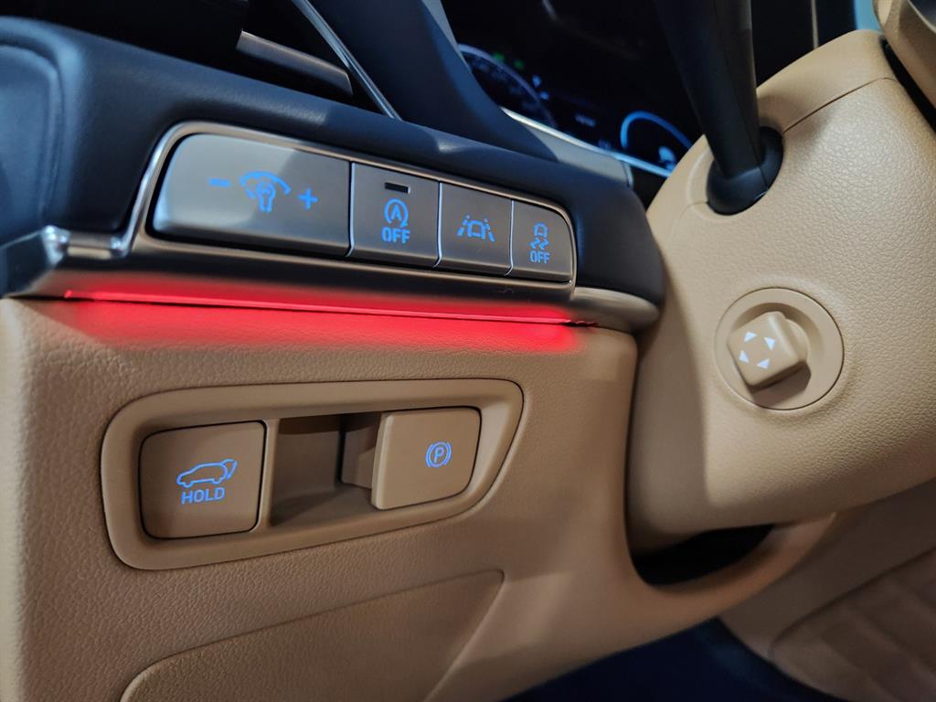 Genesis GV80 — photo 17
