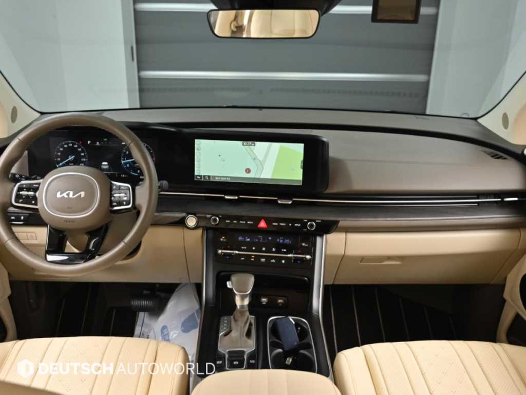 Kia Carnival — photo 07
