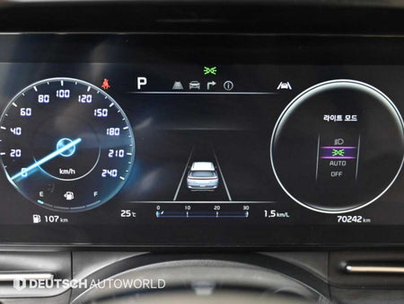 Kia Carnival — photo 08