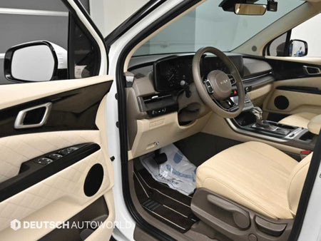 Kia Carnival — photo 11