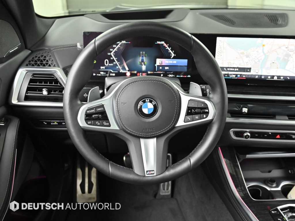 BMW X5 — photo 13