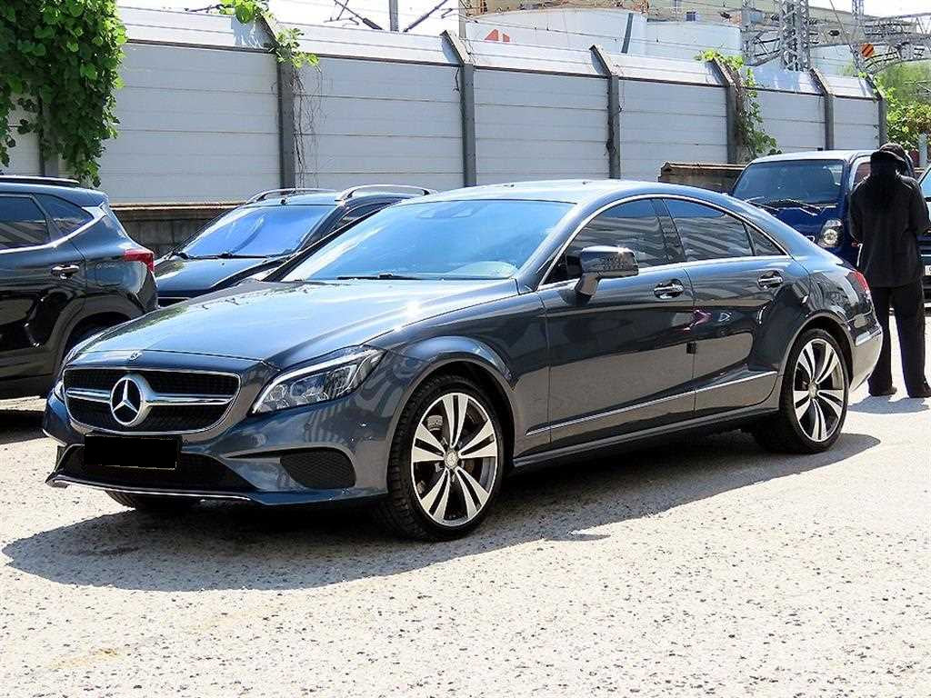 Mercedes-Benz CLS-Class — photo 01