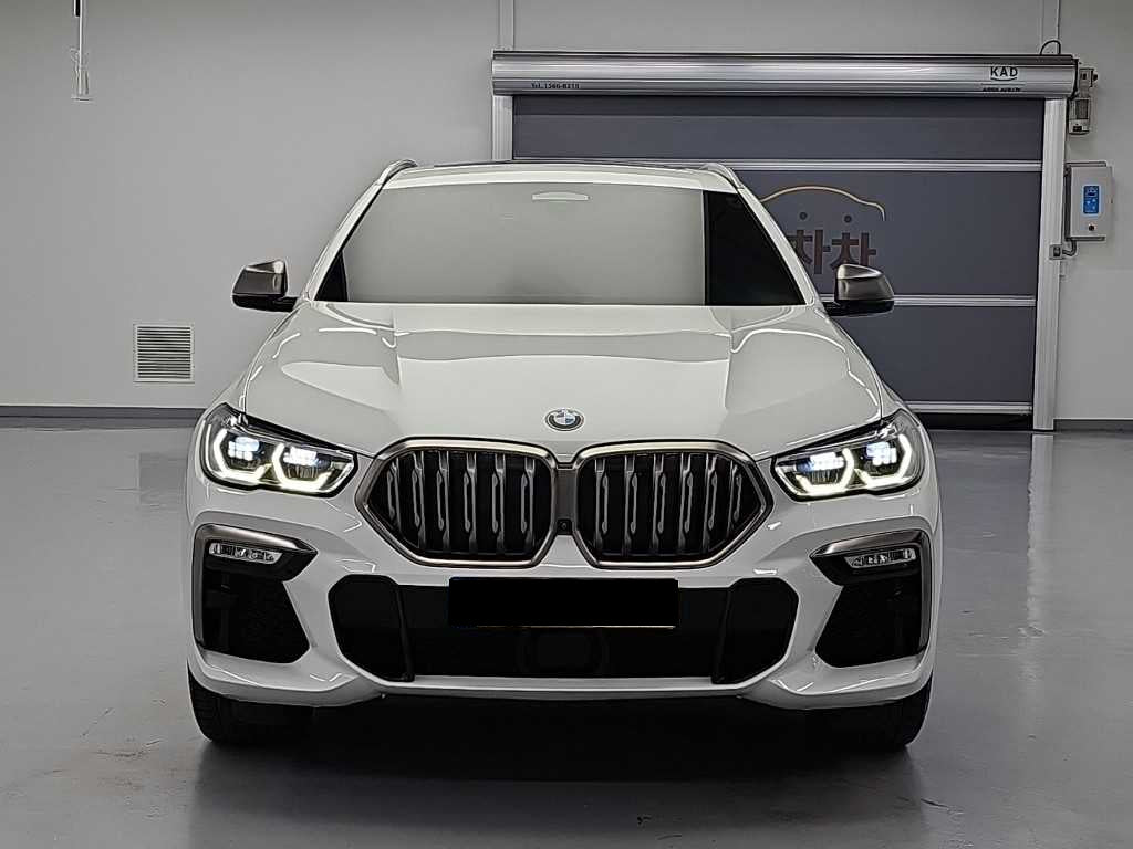 BMW X6 — photo 02