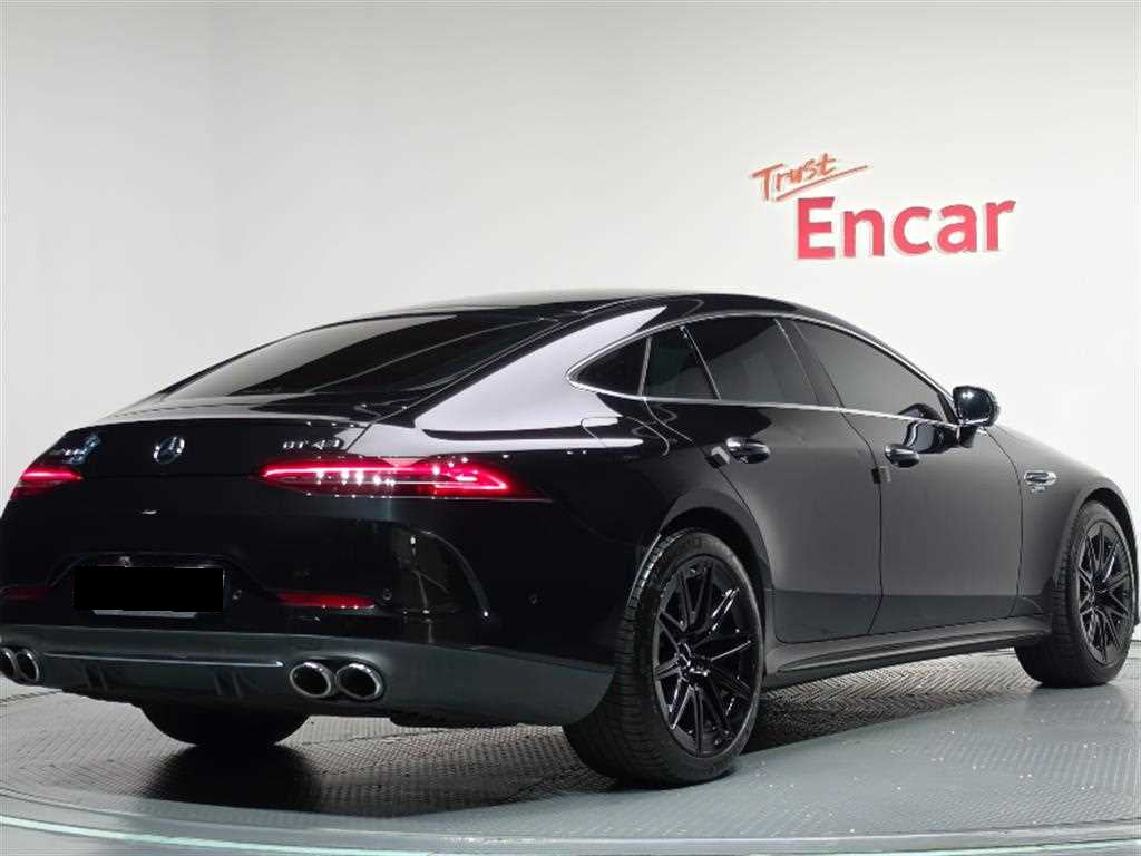 Mercedes-Benz AMG GT — photo 02