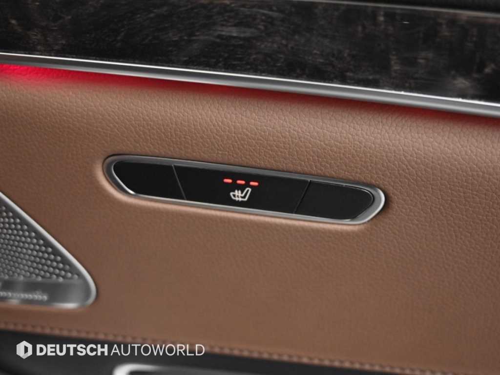 Mercedes-Benz S-Class — photo 17