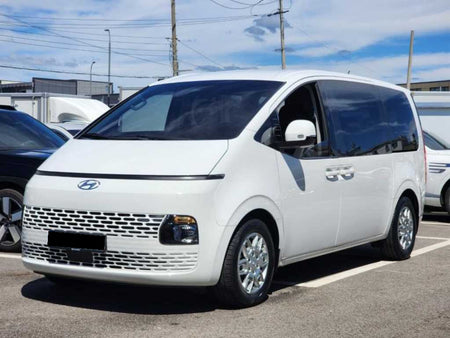 Hyundai Staria — photo 01