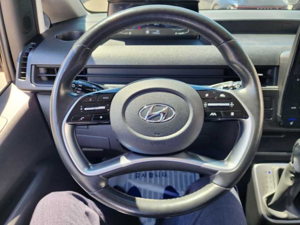Hyundai Staria — photo 07