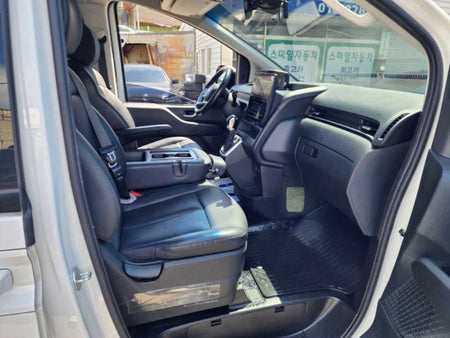 Hyundai Staria — photo 17