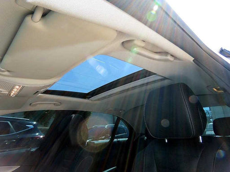Mercedes-Benz E-Class — photo 16