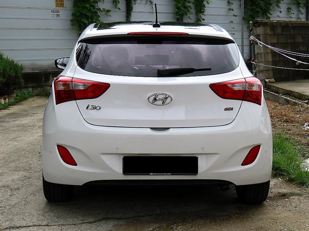 Hyundai i30 — photo 04