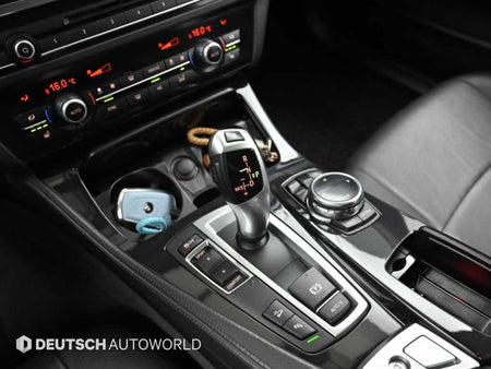 BMW 5-Series — photo 09