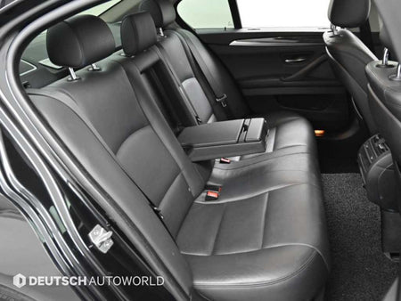 BMW 5-Series — photo 12