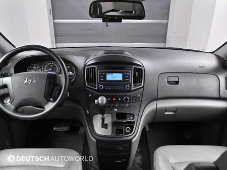 Hyundai Starex — photo 07