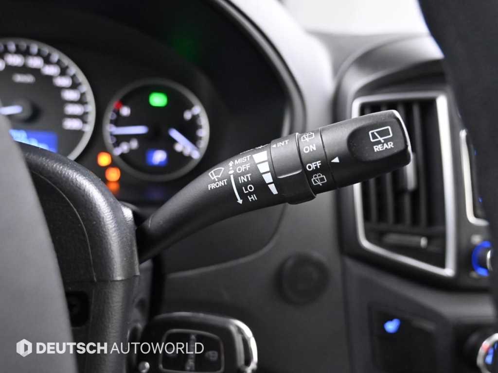 Hyundai Starex — photo 15