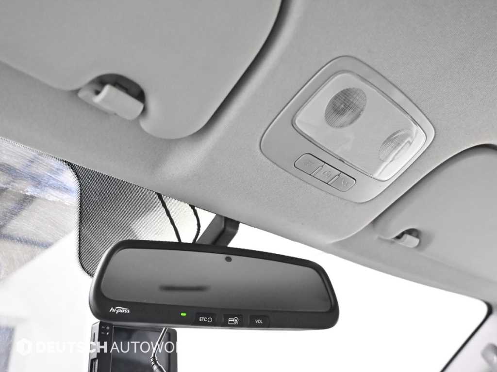 Hyundai Starex — photo 18