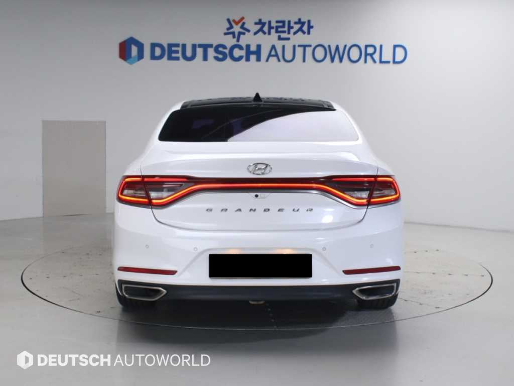 Hyundai Grandeur — photo 04
