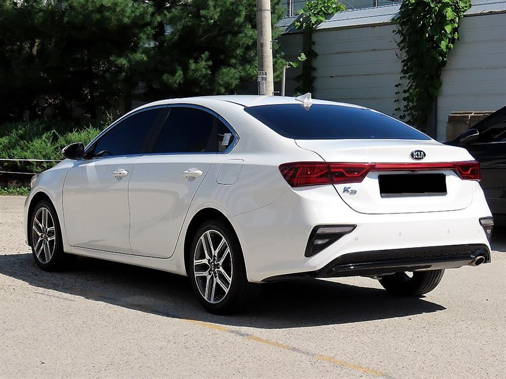 Kia K3 — photo 03