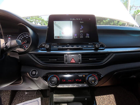 Kia K3 — photo 13