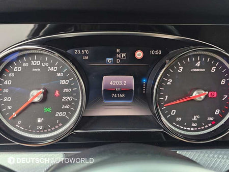 Mercedes-Benz E-Class — photo 08