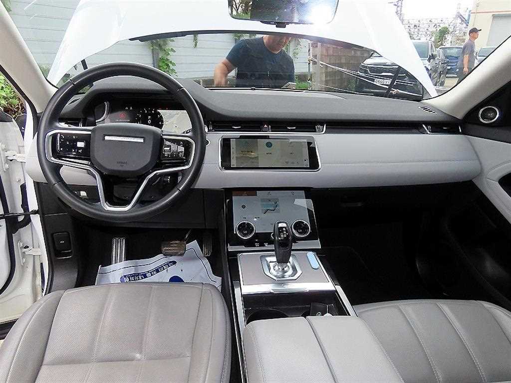Land Rover Range Rover Evoque — photo 07