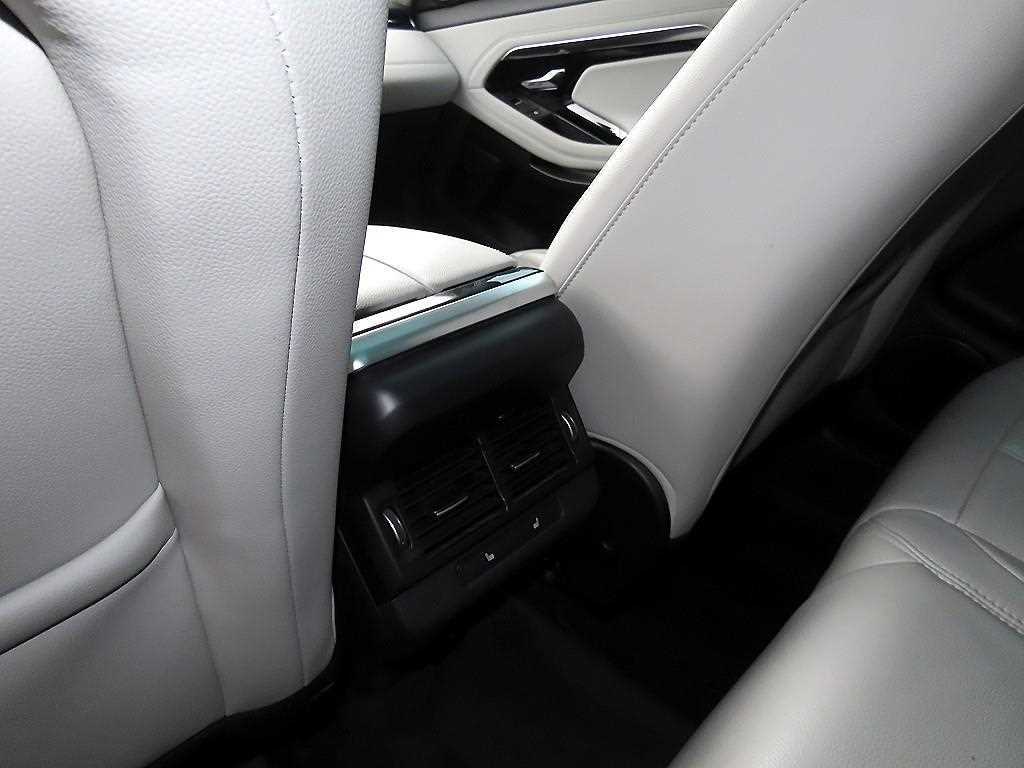 Land Rover Range Rover Evoque — photo 15