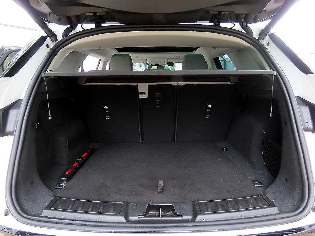 Land Rover Range Rover Evoque — photo 17